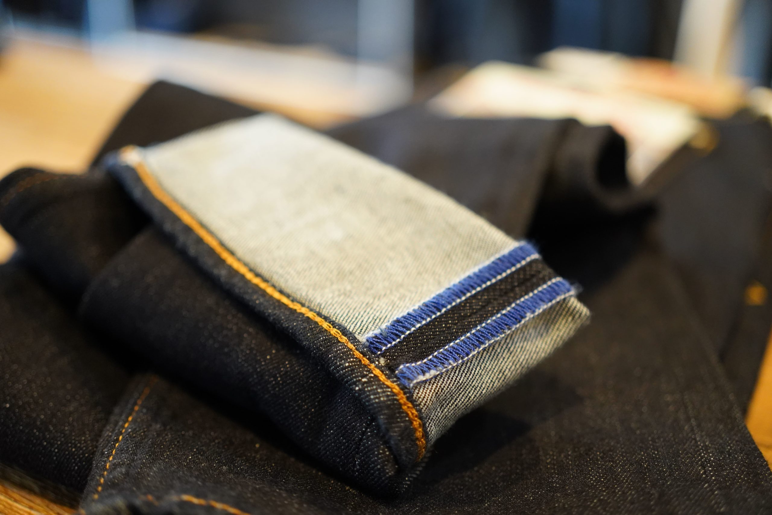 Imitierte Selvedge Kante einer Charles Rinse von Kings Of Indigo