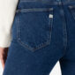 Woman-Sustainable-Denim-Piper-Straight-Stone-Indigo-Detail2