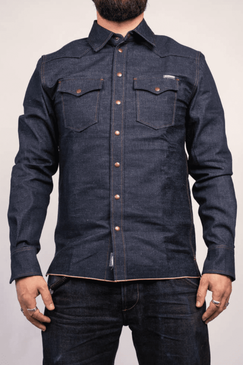 Schmales Blaumann Jeanshemd Selvedge-Kante Orange vorne Ausschnitt