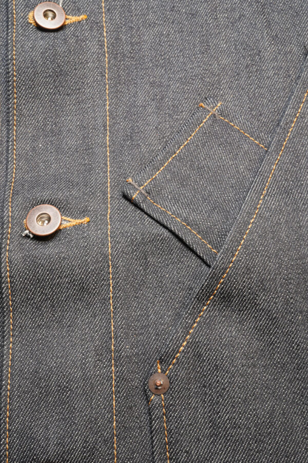 Tellason Coverall Jacket Knopfleiste mit Taschen (Detail) Tellason Coverall Jacket Knopfleiste mit Taschen (Detail)