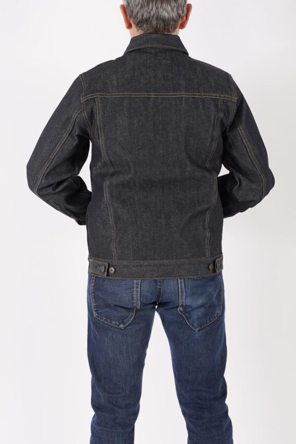 Tellason Jean Jacket Hinten mit beiden Armen vor dem Körper Tellason Jean Jacket Hinten mit beiden Armen vor dem Körper