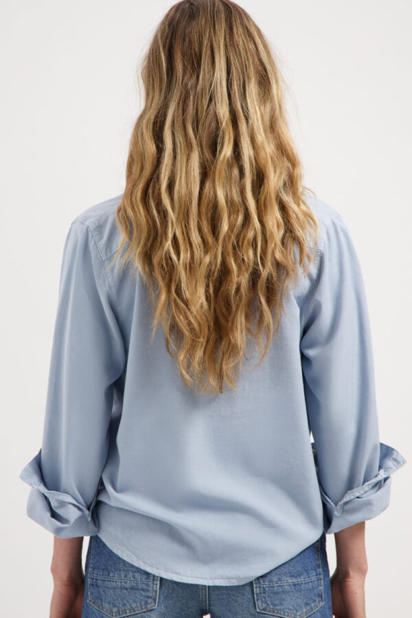 Kuyichi Evi Tencel Blouse Cloud Blue Hinten Kuyichi Evi Tencel Blouse Cloud Blue Hinten