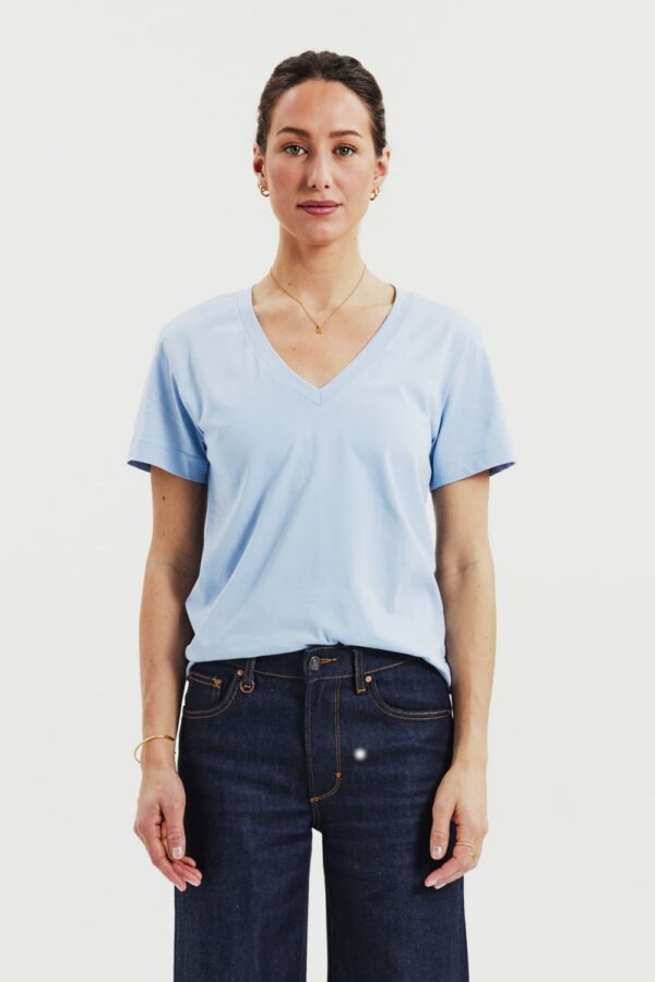 Bread & Boxers V-Neck regular Sky Blue frontal